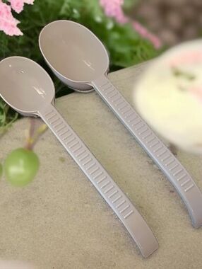 Weight Watchers Measuring Spoons Scoops 1 & 1/2  Cup Portion Control White USA